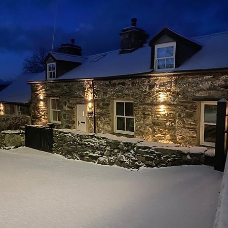 Garth Engan Private Self Contained B&B With Garden Area スランベドル エクステリア 写真